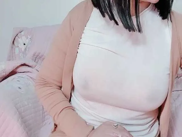 Live sex webcam photo for Lee-haeri #290271872