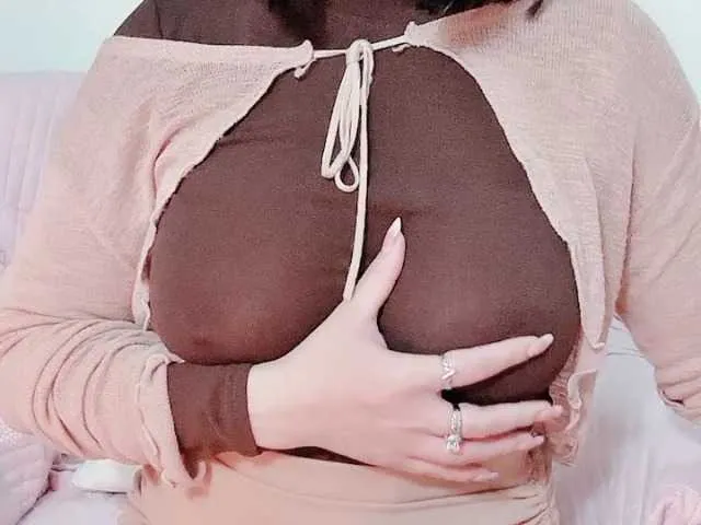 Live sex webcam photo for Lee-haeri #290329006