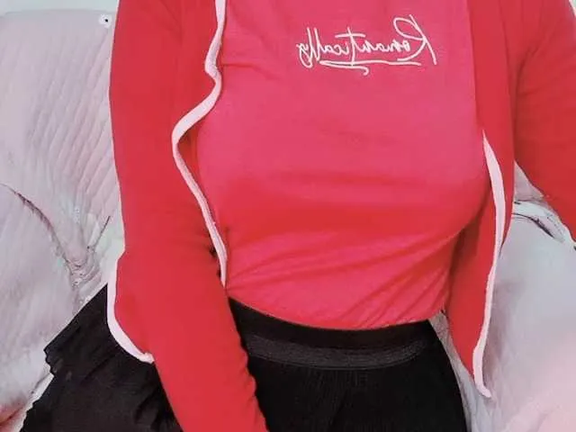 Live sex webcam photo for Lee-haeri #290478159