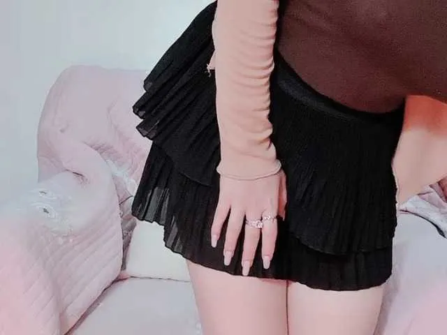 Live sex webcam photo for Lee-haeri #290499328