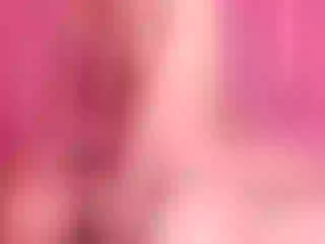 Live sex webcam photo for LeenyLipss #277379066