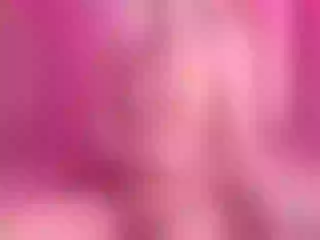 Live sex webcam photo for LeenyLipss #277406092
