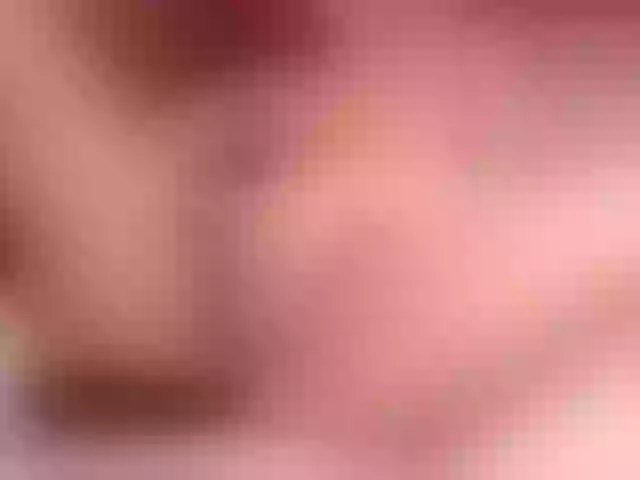 Live sex webcam photo for LeenyLipss #277441653