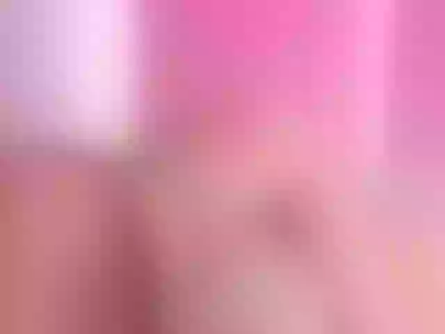 Live sex webcam photo for LeenyLipss #278164730