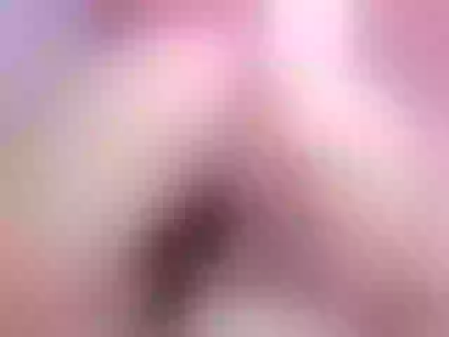 Live sex webcam photo for LeenyLipss #278228653