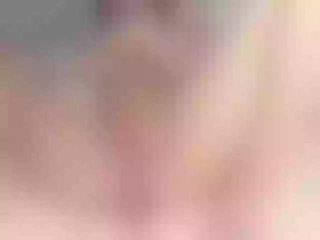 Live sex webcam photo for LeenyLipss #290581268