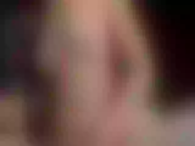 Live sex webcam photo for LeenyLipss #290723288