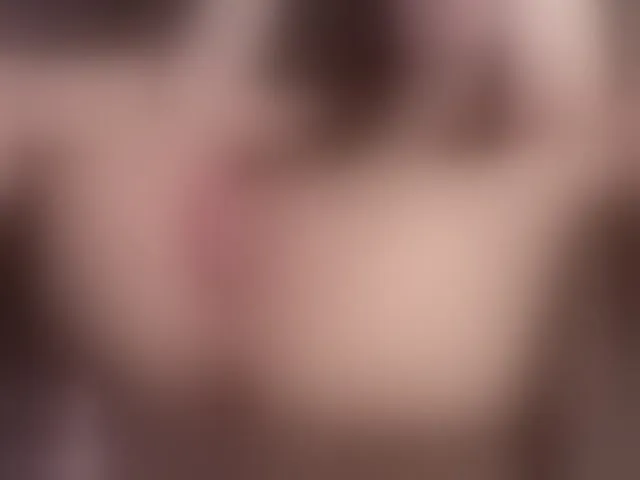 Live sex webcam photo for LeenyLipss #290875319