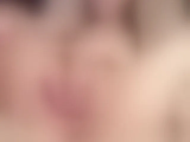 Live sex webcam photo for LeenyLipss #291002139
