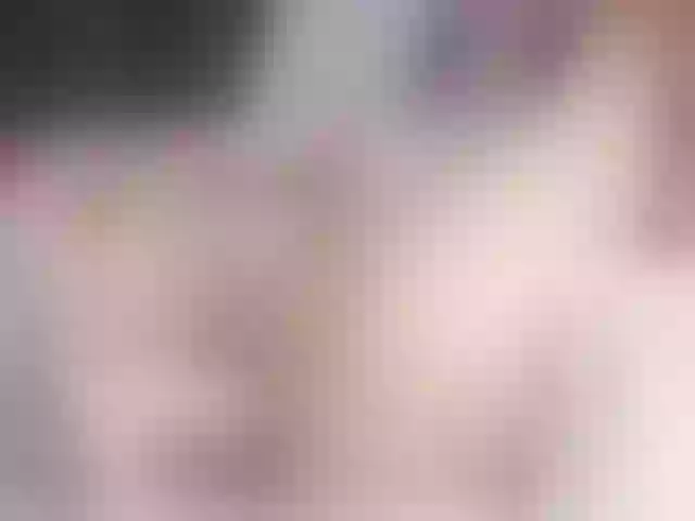 Live sex webcam photo for LeenyLipss #291137323