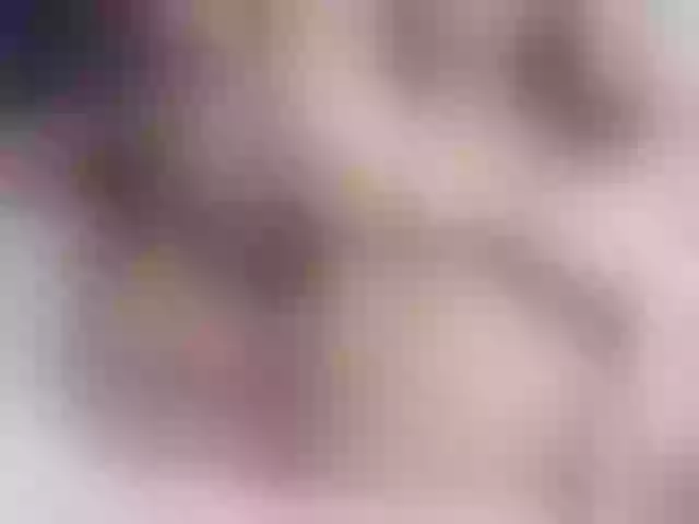 Live sex webcam photo for LeenyLipss #291204945