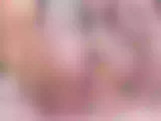 Live sex webcam photo for LeenyLipss #291291543