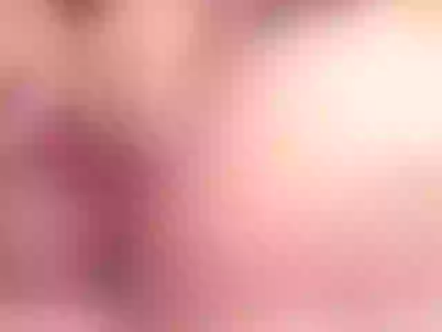 Live sex webcam photo for LeenyLipss #291923420