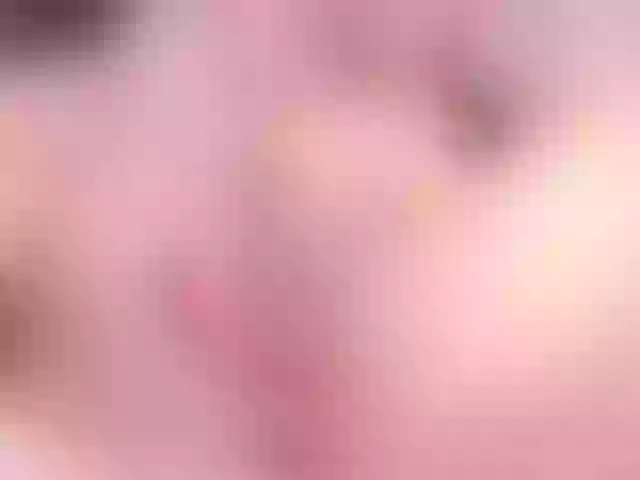 Live sex webcam photo for LeenyLipss #292133318