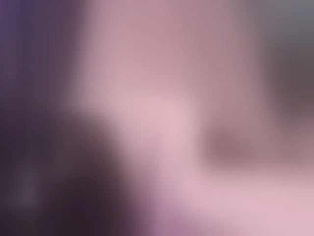 Live sex webcam photo for LeenyLipss #292421877