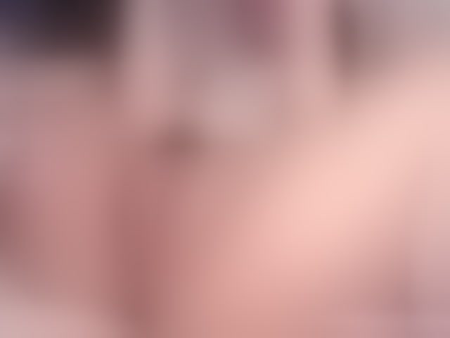 Live sex webcam photo for LeenyLipss #293982938