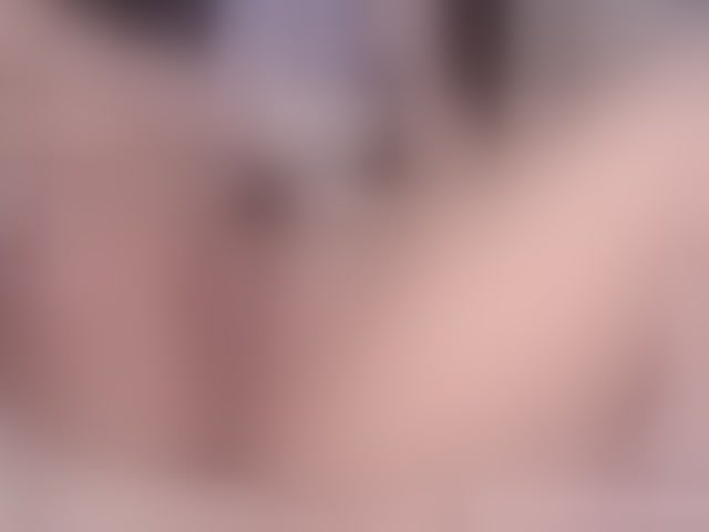 Live sex webcam photo for LeenyLipss #294073929