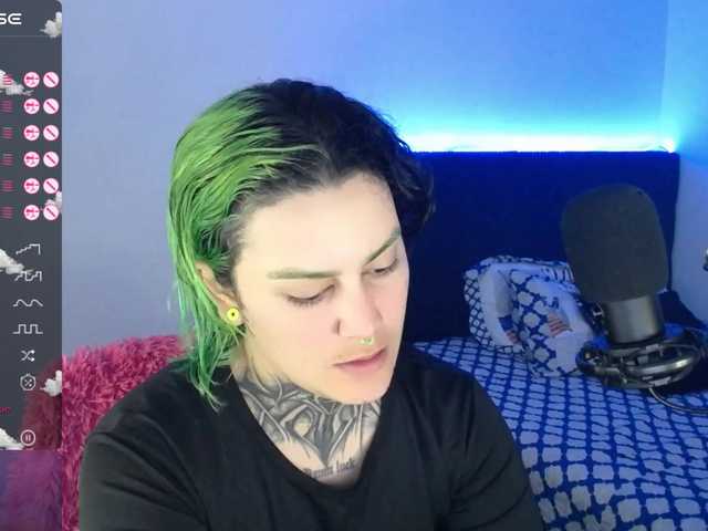 Live sex webcam photo for Leep2-0 #277258769