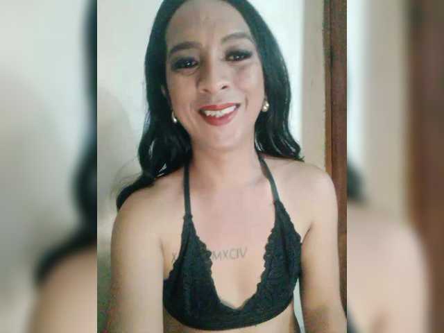 Live sex webcam photo for LegendaryQueenAMANDA #290893649