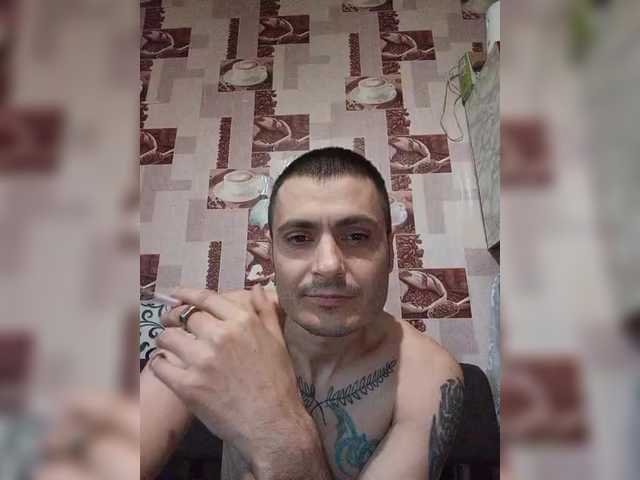 Live sex webcam photo for Leggomen #292400186