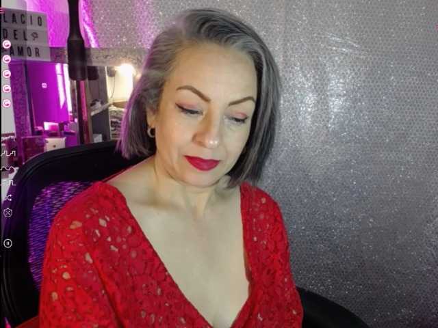 Live sex webcam photo for LeidyBrenda #277573939