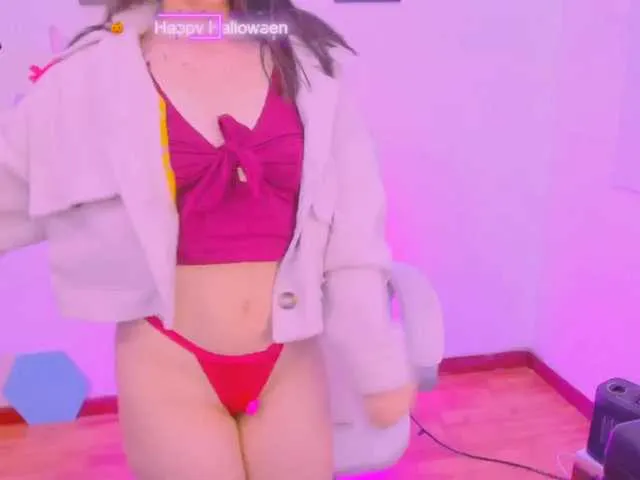 Live sex webcam photo for LeidySe20 #276567390