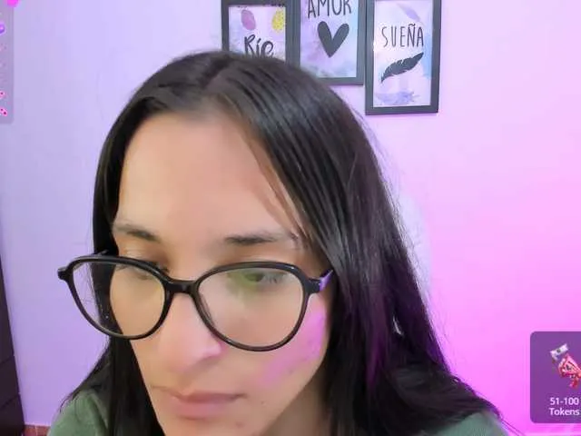Live sex webcam photo for LeidySe20 #290370906