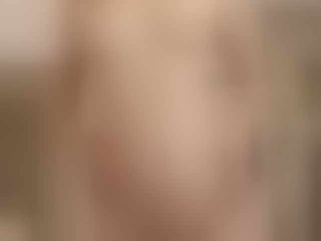 Live sex webcam photo for LeilaBie #294185297
