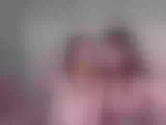 Live sex webcam photo for LeilaDorta #274136433
