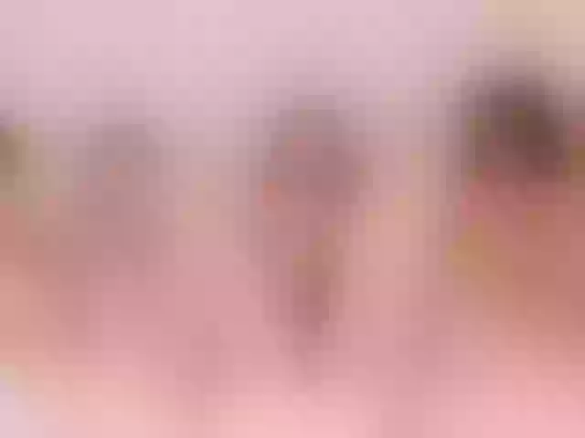 Live sex webcam photo for LeilaDorta #274849713