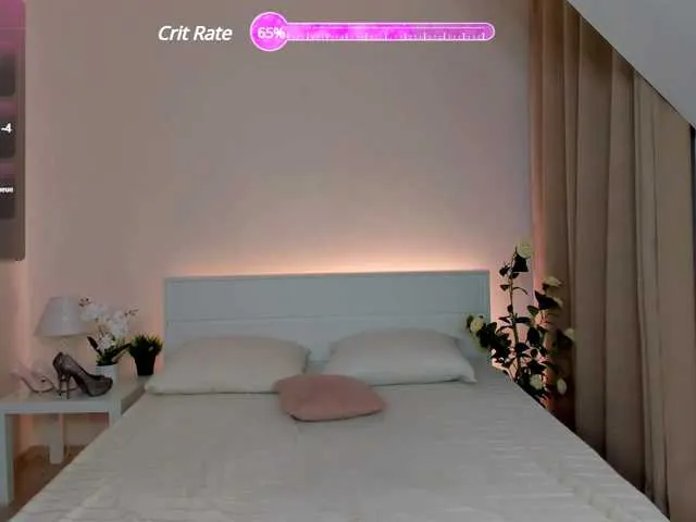 Live sex webcam photo for LeilaFlower #290540897