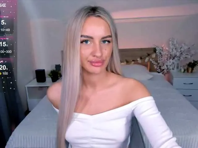 Live sex webcam photo for LeilaFlower #290867851