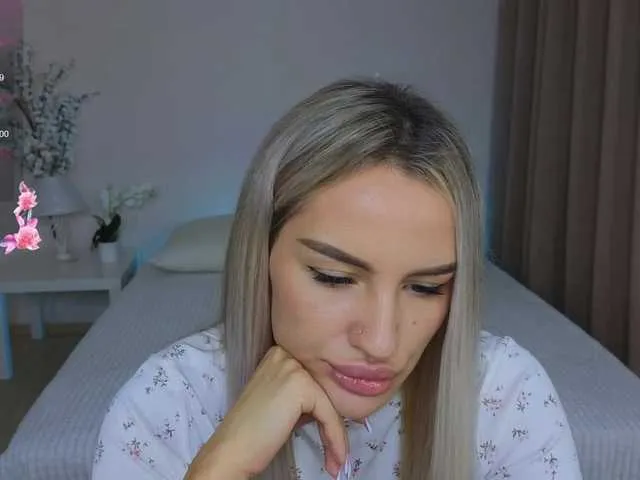 Live sex webcam photo for LeilaFlower #291076202