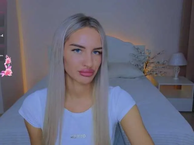 Live sex webcam photo for LeilaFlower #291284310