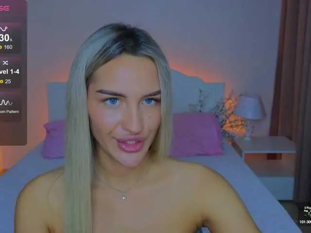 Live sex webcam photo for LeilaFlower #291640316