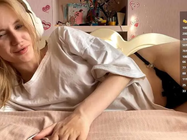 Live sex webcam photo for LeilaGerveler #293154148