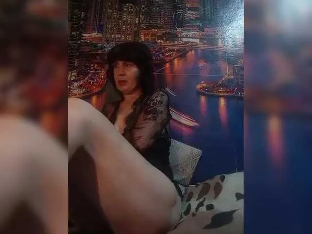 Live sex webcam photo for LeilaValentine #292050677