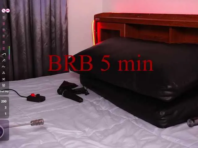 Live sex webcam photo for Leinbone #291214998