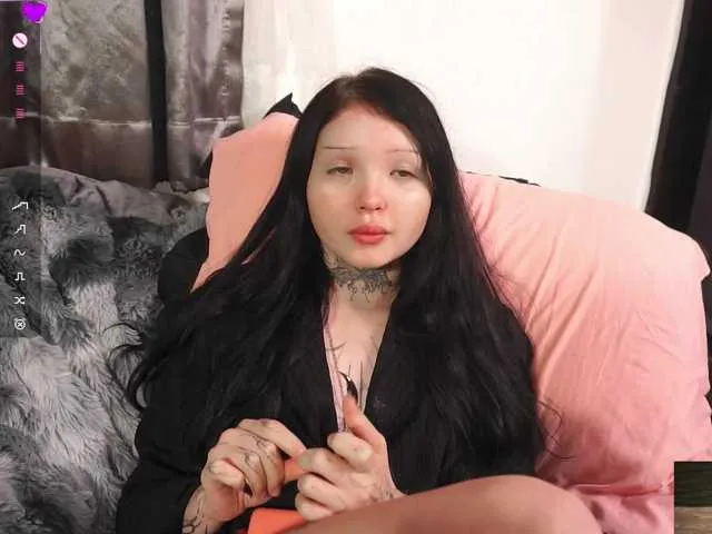 Live sex webcam photo for Leinbone #291581726