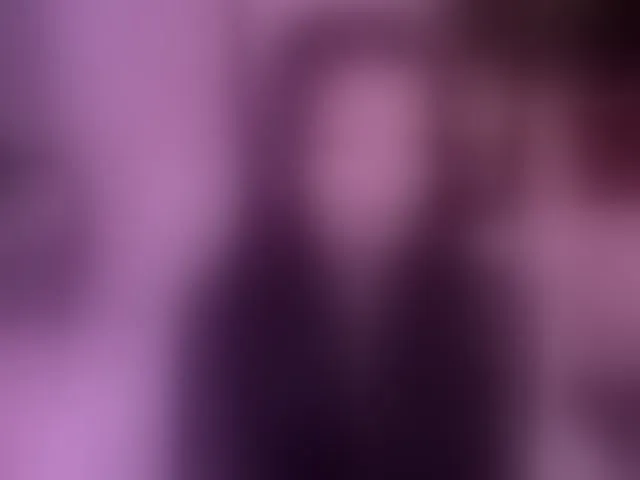 Live sex webcam photo for Leinbone #292433822