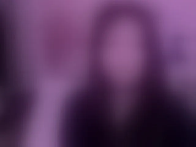 Live sex webcam photo for Leinbone #293145587