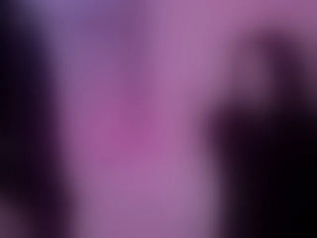 Live sex webcam photo for Leinbone #293192616