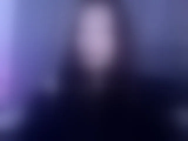 Live sex webcam photo for Leinbone #294109550