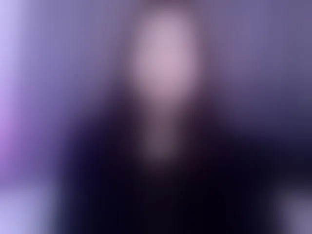 Live sex webcam photo for Leinbone #294114685