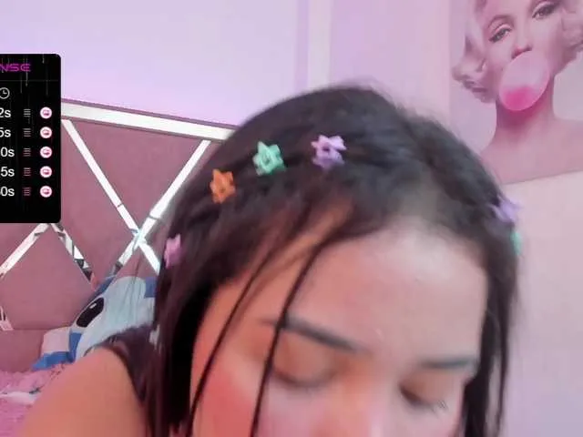 Live sex webcam photo for LeishaCarter #276118349