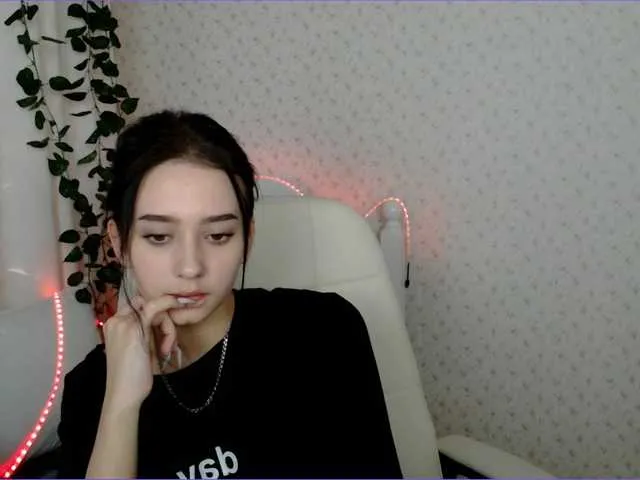 Live sex webcam photo for LeisiBony #276666788