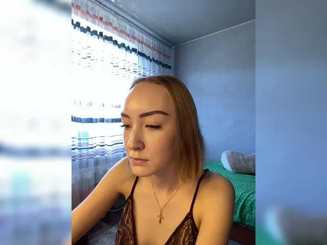 Live sex webcam photo for LeksiCool #274086495