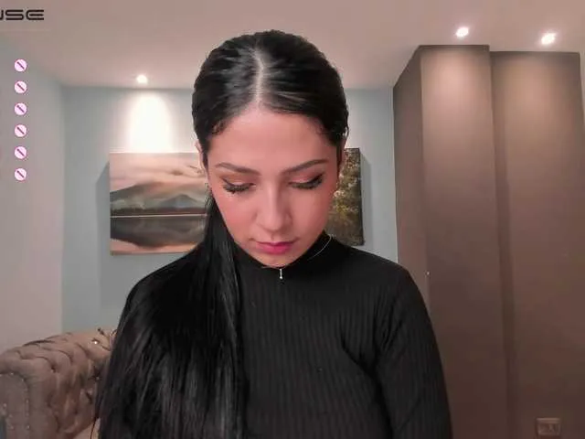 Live sex webcam photo for LelaWest #275669638