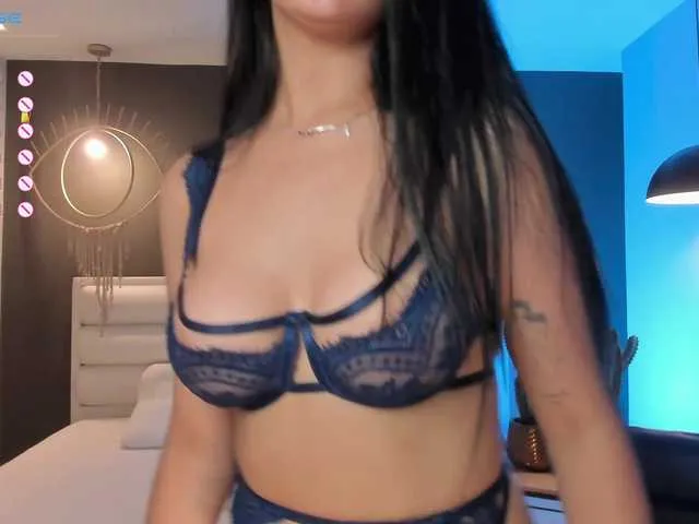 Live sex webcam photo for LelaWest #276245352