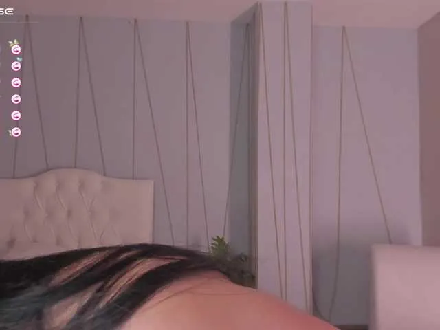 Live sex webcam photo for LelaWest #277088167